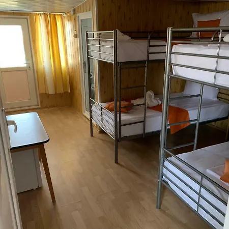 Casa Barbie Vandrarhem Costinesti