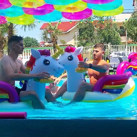 Cactus Camin Studentesc Pentru Elevi Si Studenti